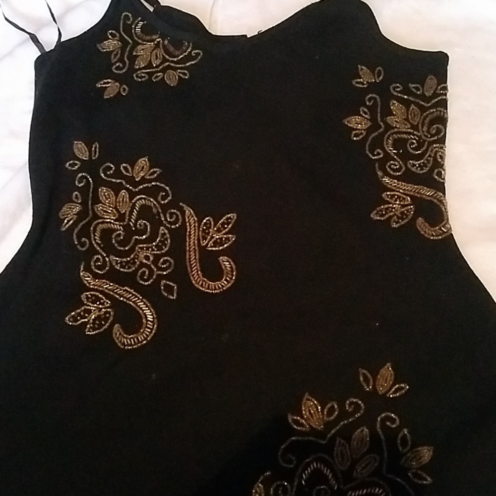 Dress - Picture 2 of 3